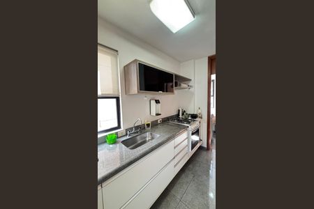 Apartamento à venda com 97m², 1 quarto e 1 vaga Apartamento à venda com 97m², 1 quarto e 1 vagaCozinha