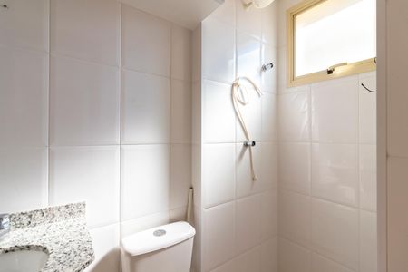 Apartamento à venda com 126m², 3 quartos e 3 vagas Apartamento à venda com 126m², 3 quartos e 3 vagasBanheiro de Serviço