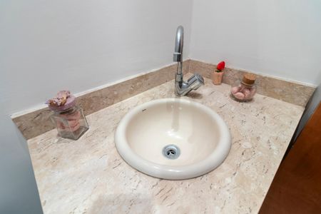 Apartamento à venda com 126m², 3 quartos e 3 vagas Apartamento à venda com 126m², 3 quartos e 3 vagasLavabo