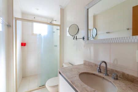 Apartamento à venda com 126m², 3 quartos e 3 vagas Apartamento à venda com 126m², 3 quartos e 3 vagasBanheiro da Suíte 3