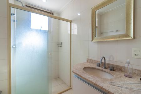 Apartamento à venda com 126m², 3 quartos e 3 vagas Apartamento à venda com 126m², 3 quartos e 3 vagasBanheiro da Suíte 1