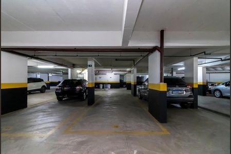 Apartamento à venda com 126m², 3 quartos e 3 vagas Apartamento à venda com 126m², 3 quartos e 3 vagasGaragem