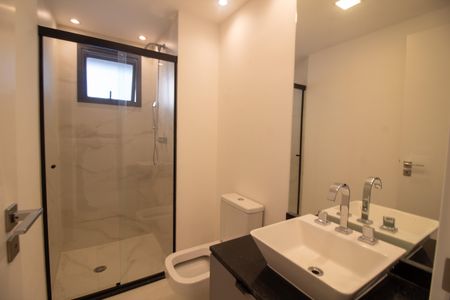 Apartamento para alugar com 140m², 2 quartos e 2 vagasBanheiro da Suíte 2 - Senhor