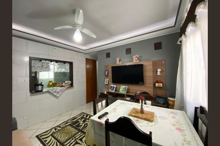 Apartamento à venda com 38m², 2 quartos e sem vaga Apartamento à venda com 38m², 2 quartos e sem vagaSala