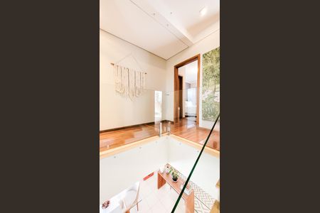 Casa de condomínio à venda com 230m², 4 quartos e 3 vagas Casa de condomínio à venda com 230m², 4 quartos e 3 vagasCorredor das Suites