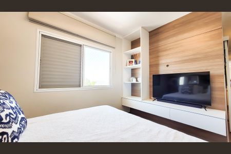 Casa de condomínio à venda com 230m², 4 quartos e 3 vagas Casa de condomínio à venda com 230m², 4 quartos e 3 vagasSuíte 1