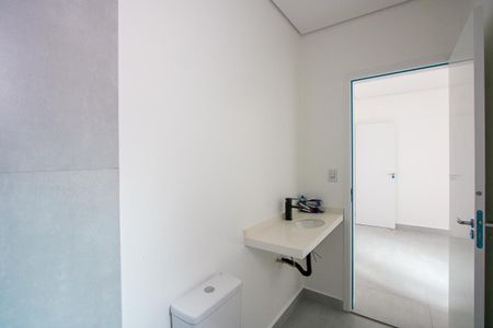 Casa à venda com 230m², 3 quartos e 4 vagasBanheiro da Suíte 3