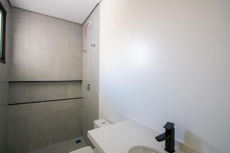 Casa à venda com 230m², 3 quartos e 4 vagasBanheiro da Suíte 1