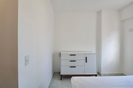 Apartamento para alugar com 95m², 3 quartos e 2 vagas Apartamento para alugar com 95m², 3 quartos e 2 vagas Suíte