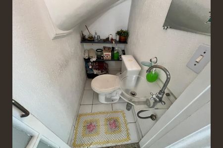 Casa de condomínio à venda com 85m², 3 quartos e 1 vagaLavabo