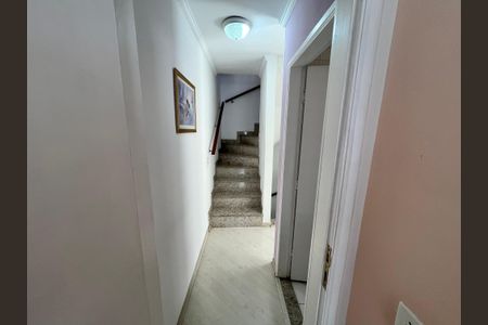 Casa de condomínio à venda com 85m², 3 quartos e 1 vagaCorredor Primeiro Andar