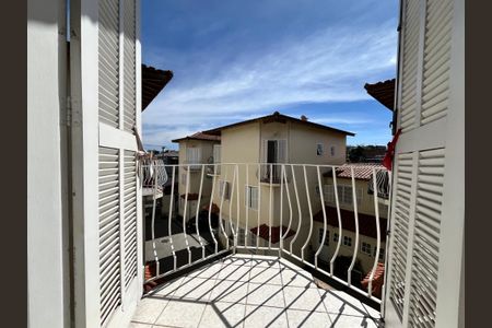 Casa de condomínio à venda com 85m², 3 quartos e 1 vagaQuarto Suíte Varanda