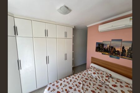 Casa de condomínio à venda com 85m², 3 quartos e 1 vagaQuarto Suíte