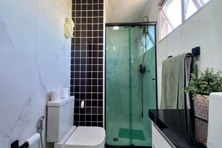 Apartamento à venda com 109m², 3 quartos e 1 vaga Apartamento à venda com 109m², 3 quartos e 1 vagaBanheiro