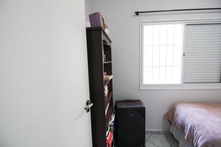 Casa à venda com 100m², 3 quartos e 2 vagas Casa à venda com 100m², 3 quartos e 2 vagasQuarto