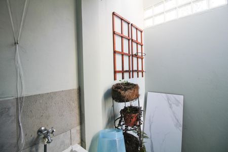 Casa à venda com 100m², 3 quartos e 2 vagas Casa à venda com 100m², 3 quartos e 2 vagasÁrea de Serviço