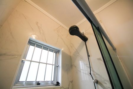 Casa à venda com 100m², 3 quartos e 2 vagas Casa à venda com 100m², 3 quartos e 2 vagasBanheiro Suite 2