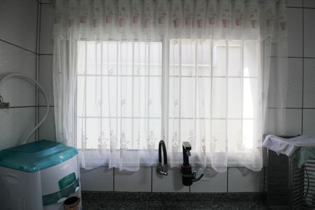 Casa à venda com 100m², 3 quartos e 2 vagas Casa à venda com 100m², 3 quartos e 2 vagasCozinha