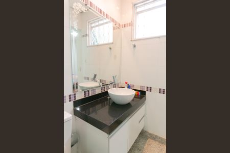 Casa à venda com 379m², 3 quartos e 1 vaga Casa à venda com 379m², 3 quartos e 1 vagaBanheiro do Quarto 2