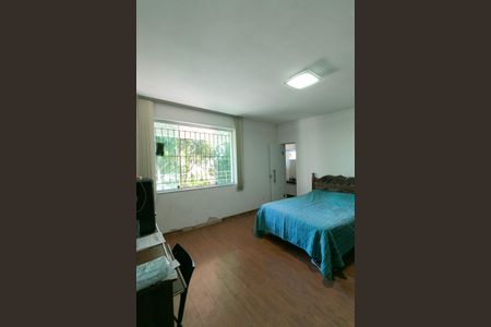 Casa à venda com 379m², 3 quartos e 1 vaga Casa à venda com 379m², 3 quartos e 1 vagaQuarto