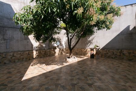 Casa à venda com 379m², 3 quartos e 1 vaga Casa à venda com 379m², 3 quartos e 1 vagaÁrea comum