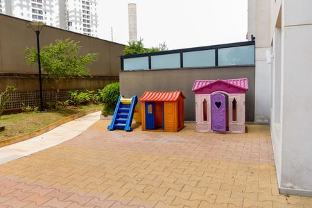 Apartamento à venda com 62m², 1 quarto e 1 vaga Apartamento à venda com 62m², 1 quarto e 1 vagaÁrea comum - Playground