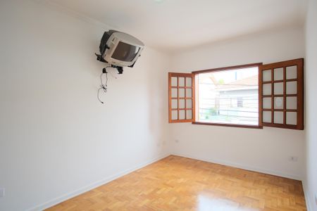 Casa à venda com 180m², 4 quartos e 2 vagasQuarto 1