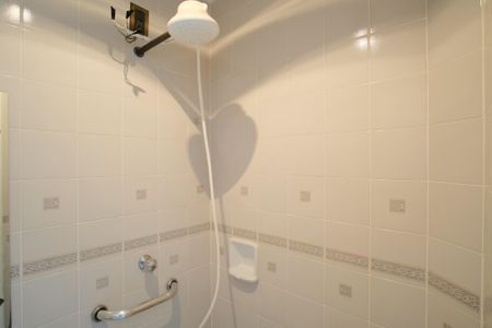 Casa à venda com 180m², 4 quartos e 2 vagasBanheiro de serviço