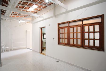Casa à venda com 180m², 4 quartos e 2 vagasQuintal