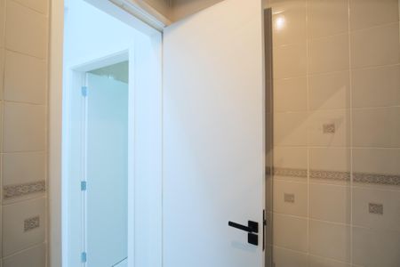 Casa à venda com 180m², 4 quartos e 2 vagasBanheiro de serviço