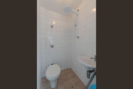 Apartamento à venda com 74m², 3 quartos e 1 vaga Apartamento à venda com 74m², 3 quartos e 1 vagaBanheiro de serviço