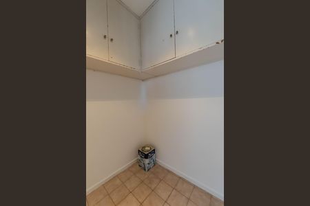 Apartamento à venda com 74m², 3 quartos e 1 vaga Apartamento à venda com 74m², 3 quartos e 1 vagaQuarto de Serviço