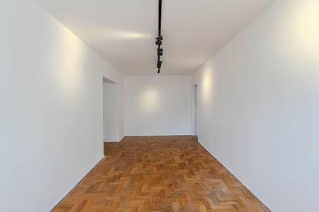 Apartamento à venda com 74m², 3 quartos e 1 vaga Apartamento à venda com 74m², 3 quartos e 1 vagaSala