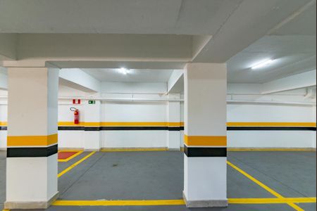 Apartamento à venda com 111m², 3 quartos e 2 vagas Apartamento à venda com 111m², 3 quartos e 2 vagasGaragem