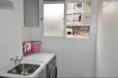Apartamento à venda com 41m², 2 quartos e sem vagaCozinha e Área de Serviço