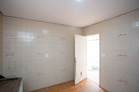 Casa à venda com 90m², 2 quartos e 2 vagasCozinha