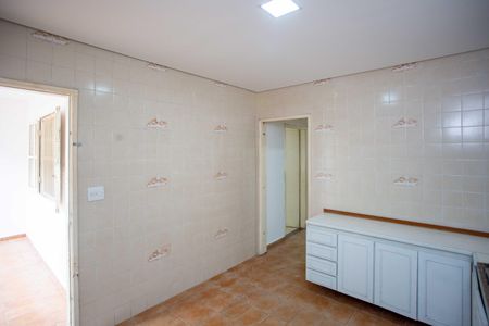 Casa à venda com 90m², 2 quartos e 2 vagasCozinha