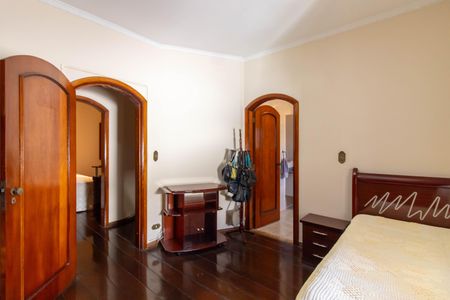 Casa à venda com 500m², 5 quartos e 6 vagas Casa à venda com 500m², 5 quartos e 6 vagasSuíte 3