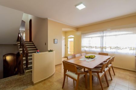 Casa à venda com 500m², 5 quartos e 6 vagas Casa à venda com 500m², 5 quartos e 6 vagasCopa