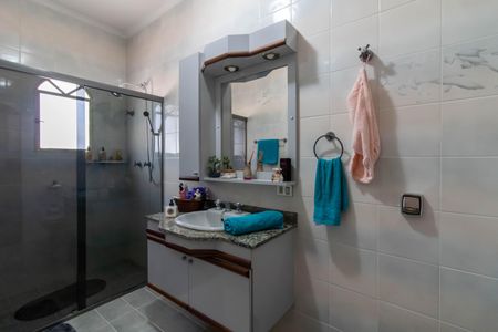 Casa à venda com 500m², 5 quartos e 6 vagas Casa à venda com 500m², 5 quartos e 6 vagasSuíte 4 Banheiro