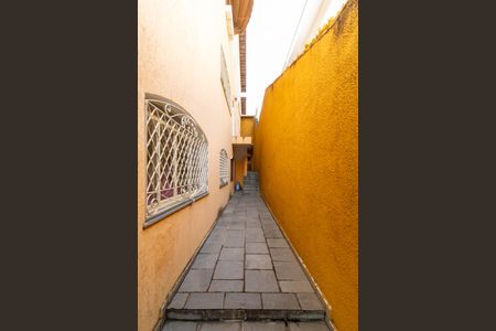 Casa à venda com 500m², 5 quartos e 6 vagas Casa à venda com 500m², 5 quartos e 6 vagasCorredor Lateral