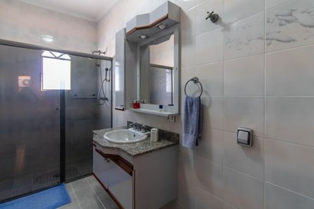 Casa à venda com 500m², 5 quartos e 6 vagas Casa à venda com 500m², 5 quartos e 6 vagasSuíte 2 Banheiro