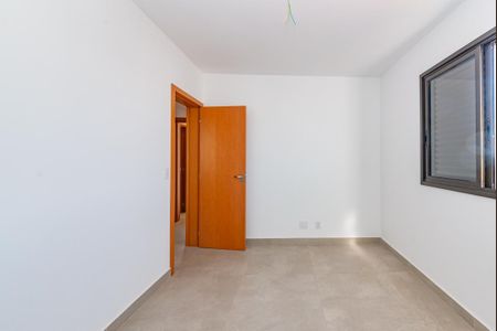 Apartamento à venda com 184m², 3 quartos e 3 vagasQuarto 3