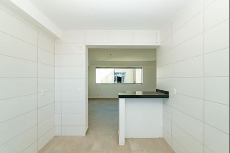 Apartamento à venda com 184m², 3 quartos e 3 vagasCozinha