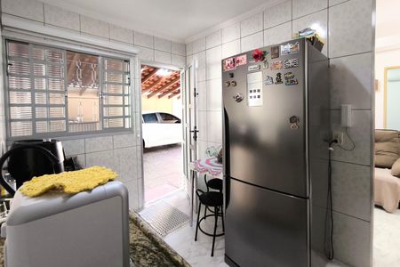 Casa à venda com 120m², 2 quartos e 5 vagas Casa à venda com 120m², 2 quartos e 5 vagasCozinha