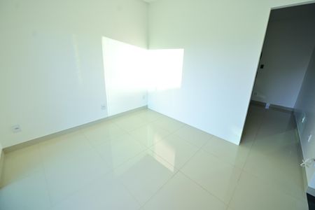 Casa para alugar com 257m², 3 quartos e 4 vagas Casa para alugar com 257m², 3 quartos e 4 vagasQuarto 2