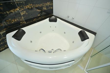 Casa para alugar com 257m², 3 quartos e 4 vagas Casa para alugar com 257m², 3 quartos e 4 vagasBanheiro da Suíte