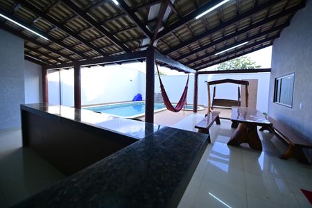 Casa para alugar com 257m², 3 quartos e 4 vagas Casa para alugar com 257m², 3 quartos e 4 vagasÁrea comum