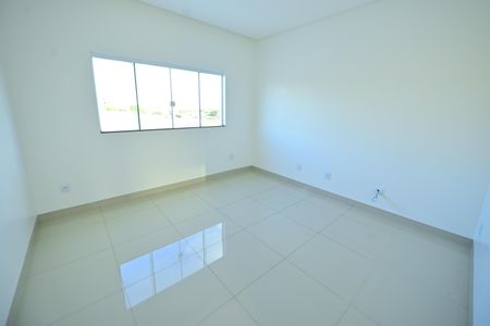 Casa para alugar com 257m², 3 quartos e 4 vagas Casa para alugar com 257m², 3 quartos e 4 vagasSuíte