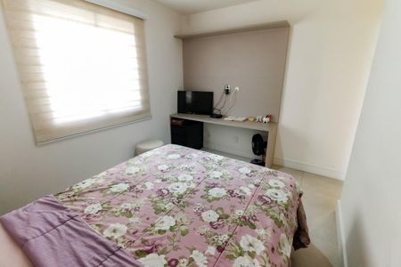Apartamento à venda com 97m², 3 quartos e 2 vagas Apartamento à venda com 97m², 3 quartos e 2 vagasSuíte